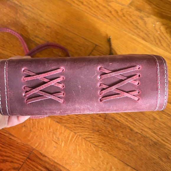 Wanderings Burgundy Leather Watercolor Journal - Picture 7 of 9